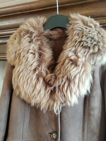 Kožuch veľkosť s, 36