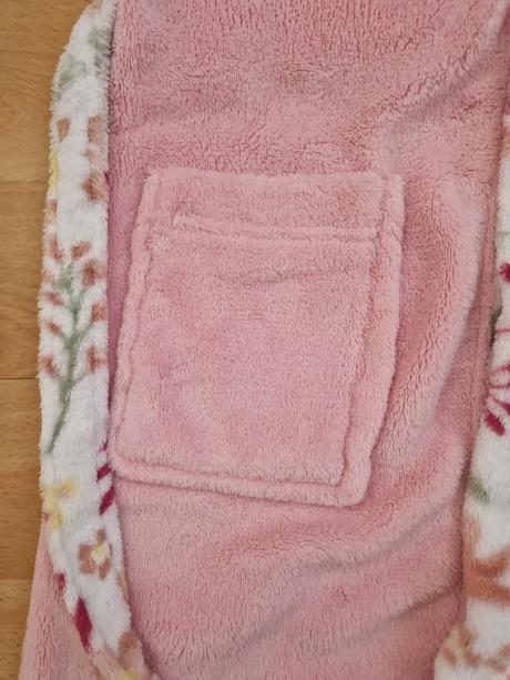 Dievčenský župan, lupilu,98