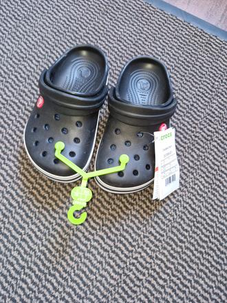 Crocs, crocs,32