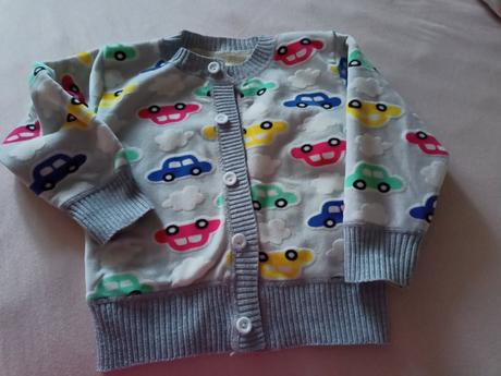 Autíčkovy svetrík, 86