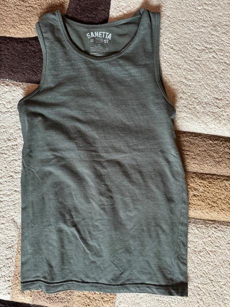 Trička , tielka, bundy, 40