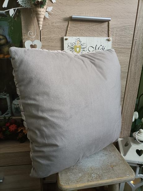 Krásny dekoračný vankúš výpredaj, 