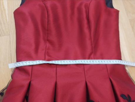 Šaty modello veľkosť 38-40, 38