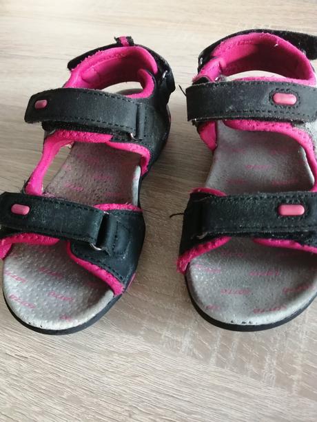 Sandálky, 29