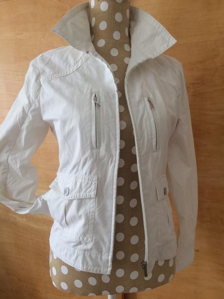 Biela bunda zn. aigner, 34