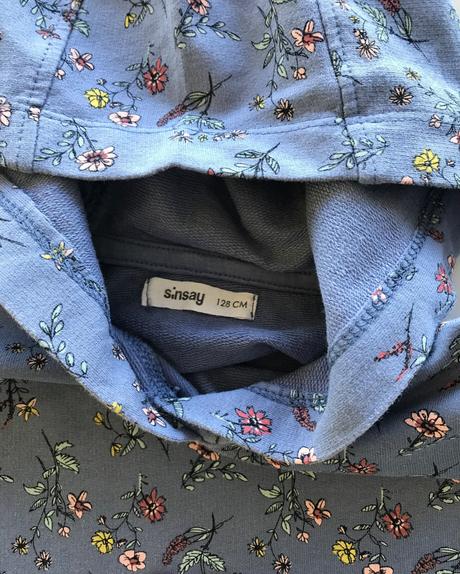 Teplákové súprava s kvietkami, sinsay,128