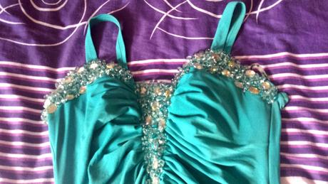 Krásne tyrkysové šaty, 42