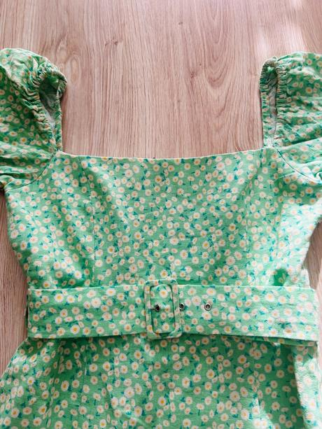 Nádherné kvetinkové viral šaty značky zara, zara,s