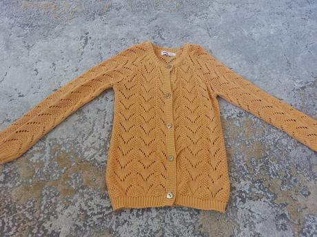 Hackovany svetrik, sinsay,122