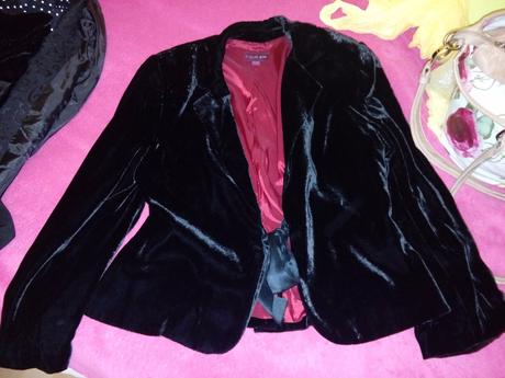 Zamatove sako s viazaním na maslu, 40