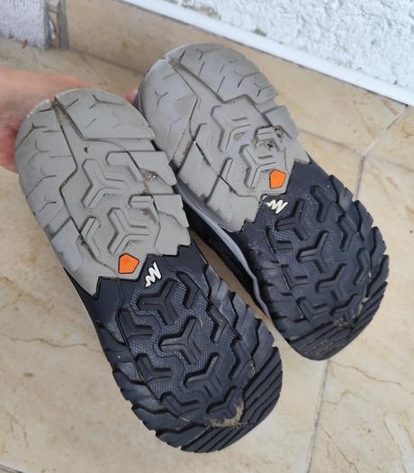 Turisticke topanky, quechua,36