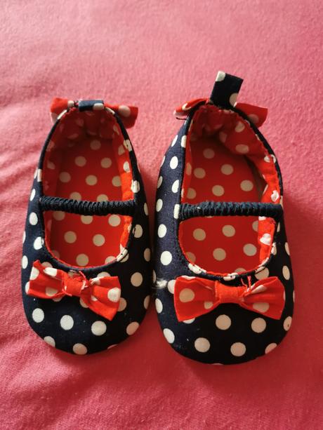 Sandalky, tenisky 20, 86–98