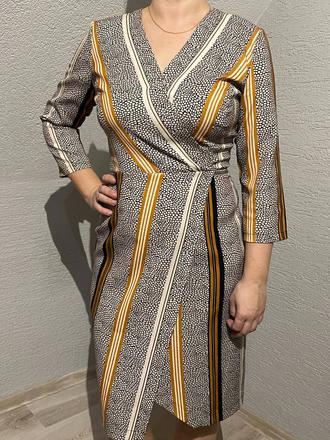 Asymetrické šaty, 40