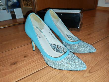 Čipkované lodičky sergio todzi, 40