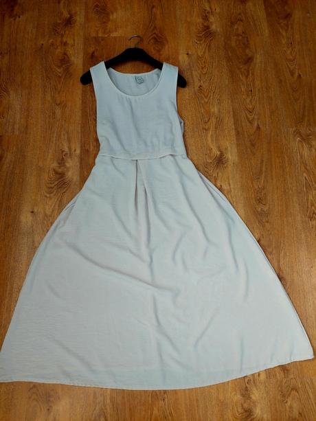 Šaty, 38