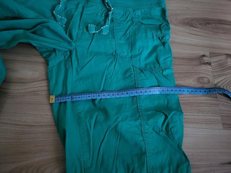 Trojštvrťové kratase, colours of the world,36