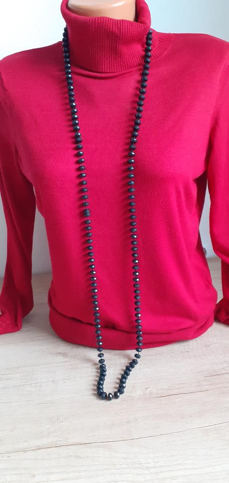 Dlhý čierny náhrdelník, 