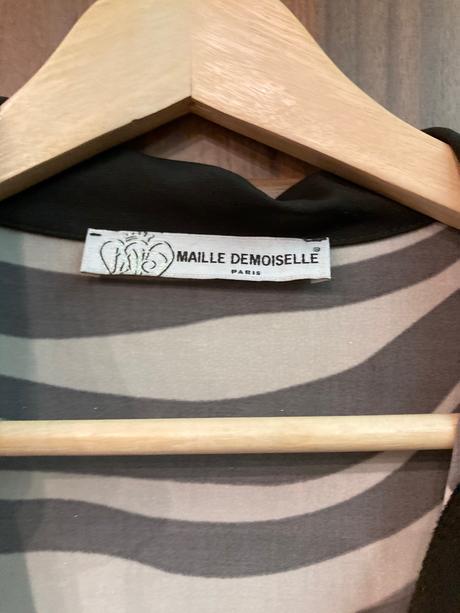 Trblietave slávnostne saty, s