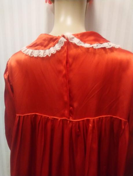 2 dielny kostým klaunka-šašo, šaty a parochňa l-xl,