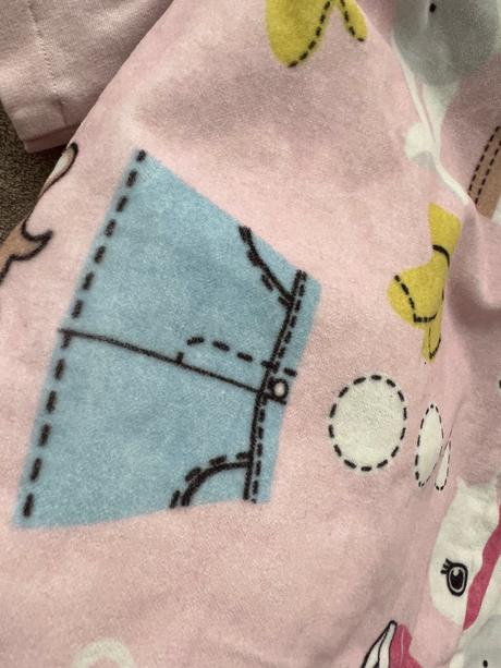 Simonetta zimné šaty vel. 4, 104