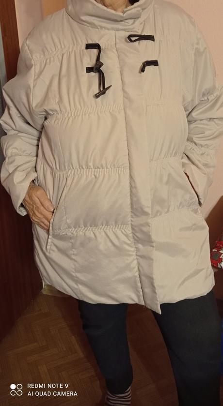 Dámska bunda, 52