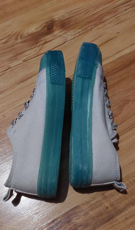 Tenisky, reserved,33