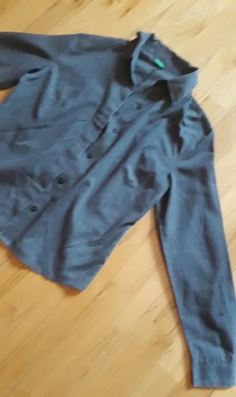 Lahucka bluzka benetton,ako nová, benetton,m