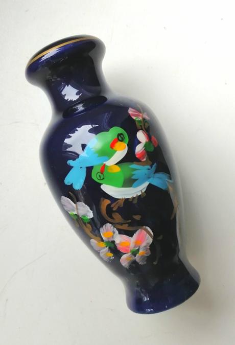 Vázička z japonského porcelánu, modrá,