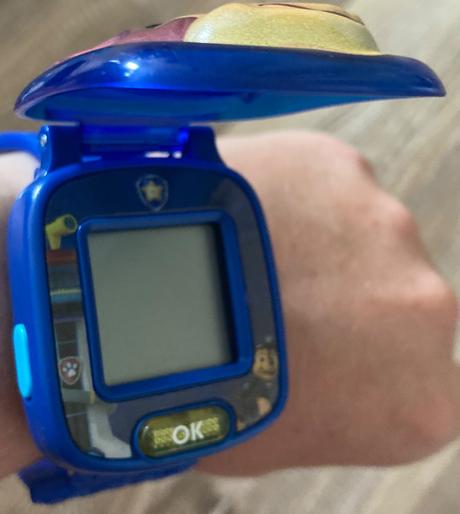 Detské hovoriace hodinky -chase,ako nové,