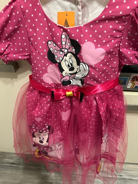 Minie šaty nové, 116