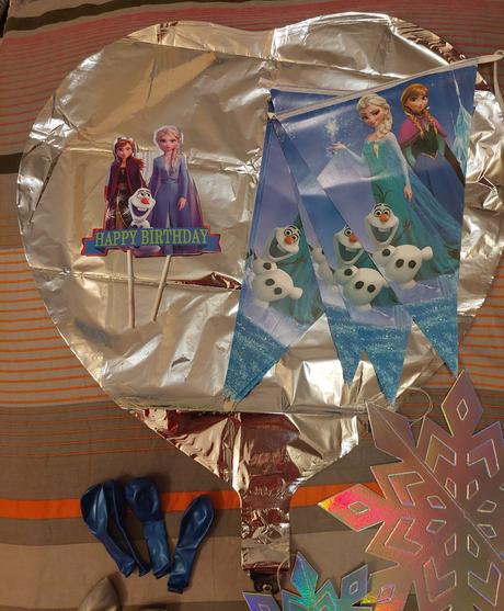 Dekorácie na detskú oslavu v štýle frozen, 