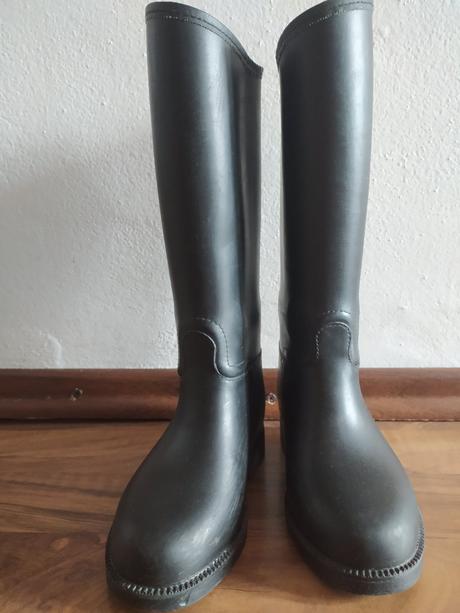 Vysoké kožené čižmy, 26