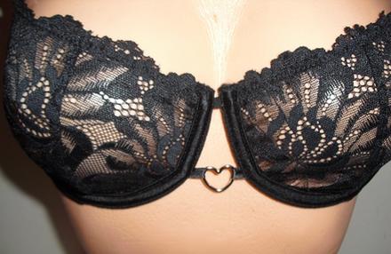 Sexy so srdieckom, 75b