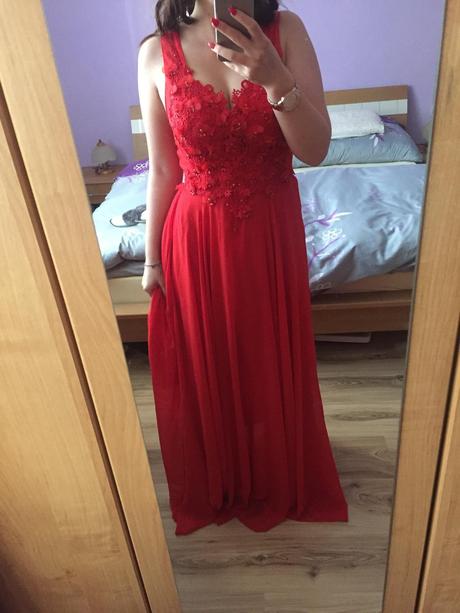 Spoločenské šaty, m