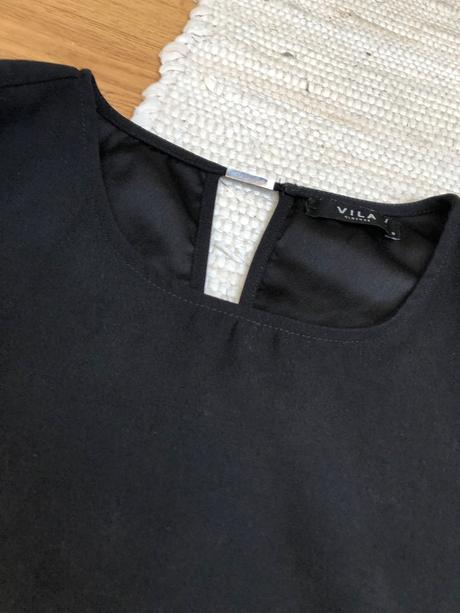 Čierne elegantné šaty, s