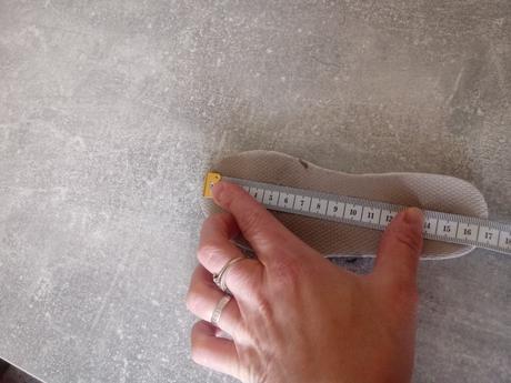 Trekove celoročne topanky, 25