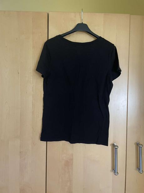 Dámske tričko čiernej farby značky forever č.l, forever friends,l