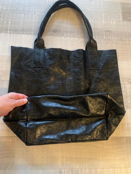 Kožená kabelka - nová,