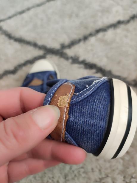 Letné rifľové tenisky, 28