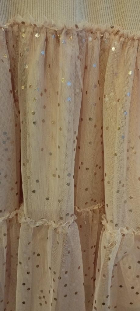 Krásne trblietavé šaty, sinsay,140