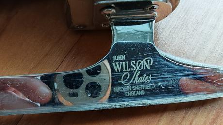 Predám profi korčule, 33