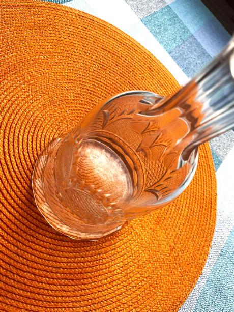 Kryštálová karafa,