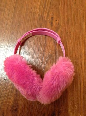 Zimne sluchadla, klapky na usi, 104