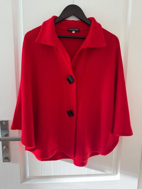 Červené pončo rosanna pellegrini extra jemná vlna,