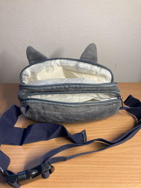 Plyšová ladvinka s motívom mačky, 