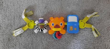 Hracka do autosedacky bright starts tiger, 