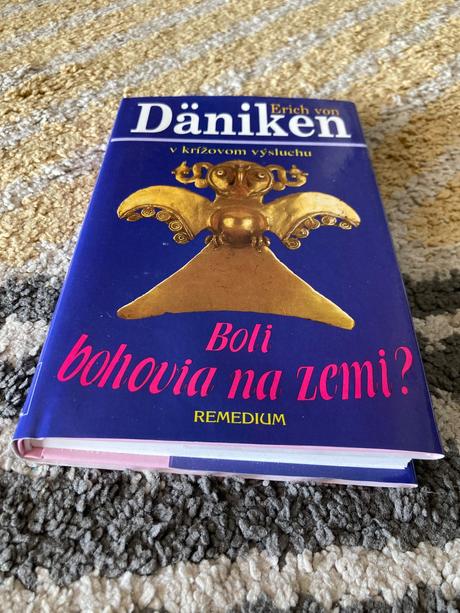 Boli bohovia na zemi erich von däniken (1995), 