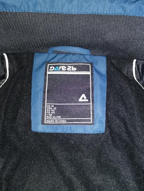 Nová zimná bunda, 42