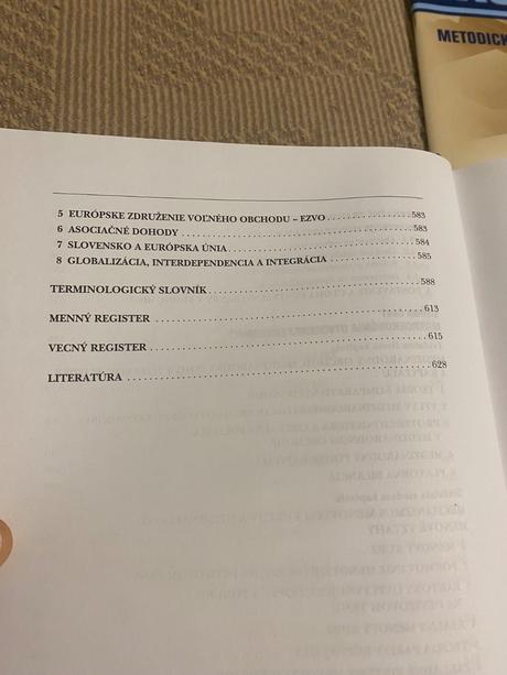 Ekonómia ján lisý a kolektív a metod. pom. a cd,