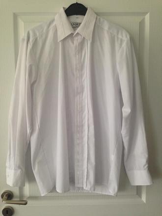 Svadobná košeľa, 39